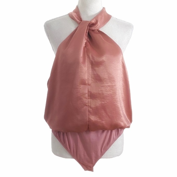 Nwt REVOLVE MORE TO COME DEVON PINK SATIN HALTER CUT OUT SLEEVELESS BODYSUIT - Picture 1 of 11